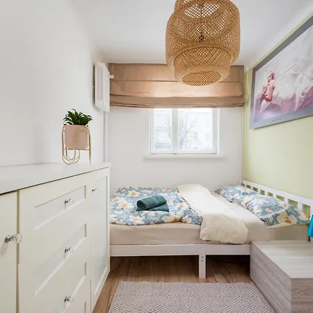Homely By Bookinghost Lägenhet Nowy Dwór Mazowiecki