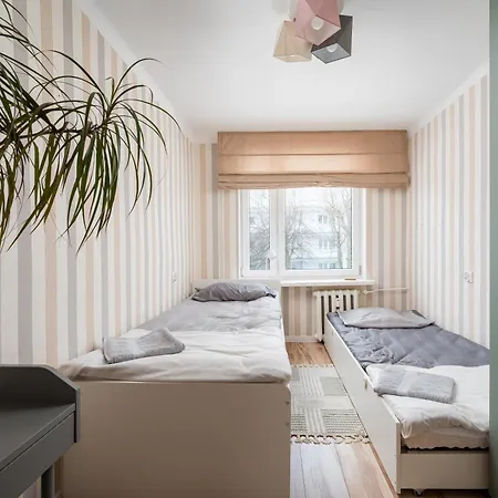 Homely By Bookinghost Nowy Dwór Mazowiecki