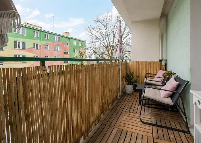 Homely By Bookinghost Lägenhet *