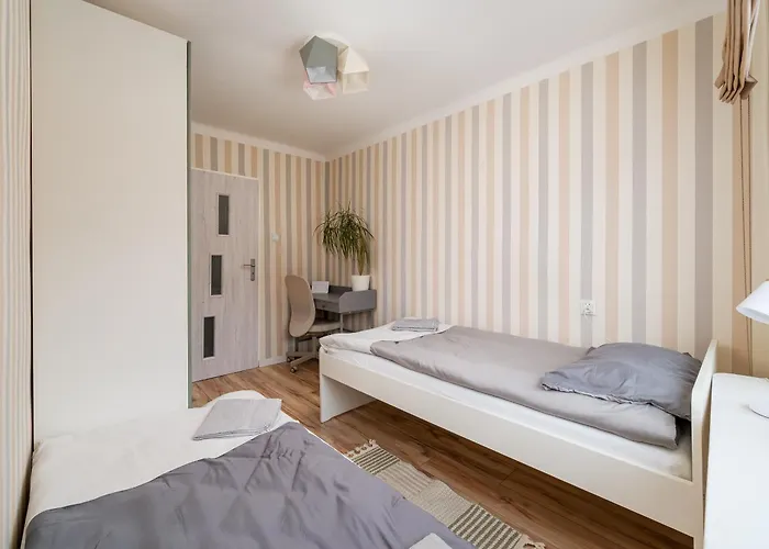 Homely By Bookinghost * Nowy Dwór Mazowiecki