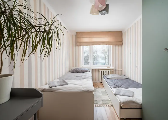 Homely By Bookinghost Nowy Dwór Mazowiecki